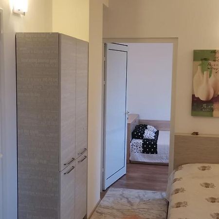 Апартамент Заря Haskovo Luaran gambar