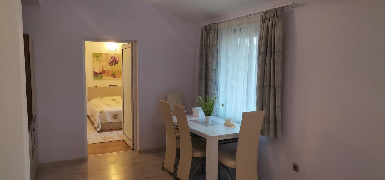 Апартамент Заря Haskovo Luaran gambar